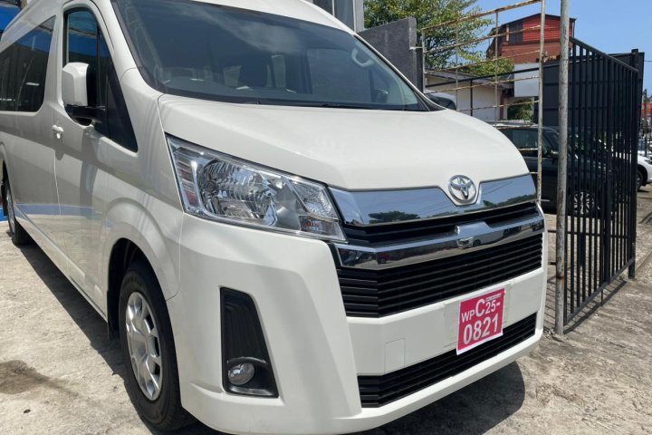 Toyota Commuter / Hiace Commuter 2025 – Brand New