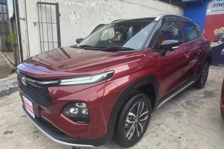 Dual Tone Red V